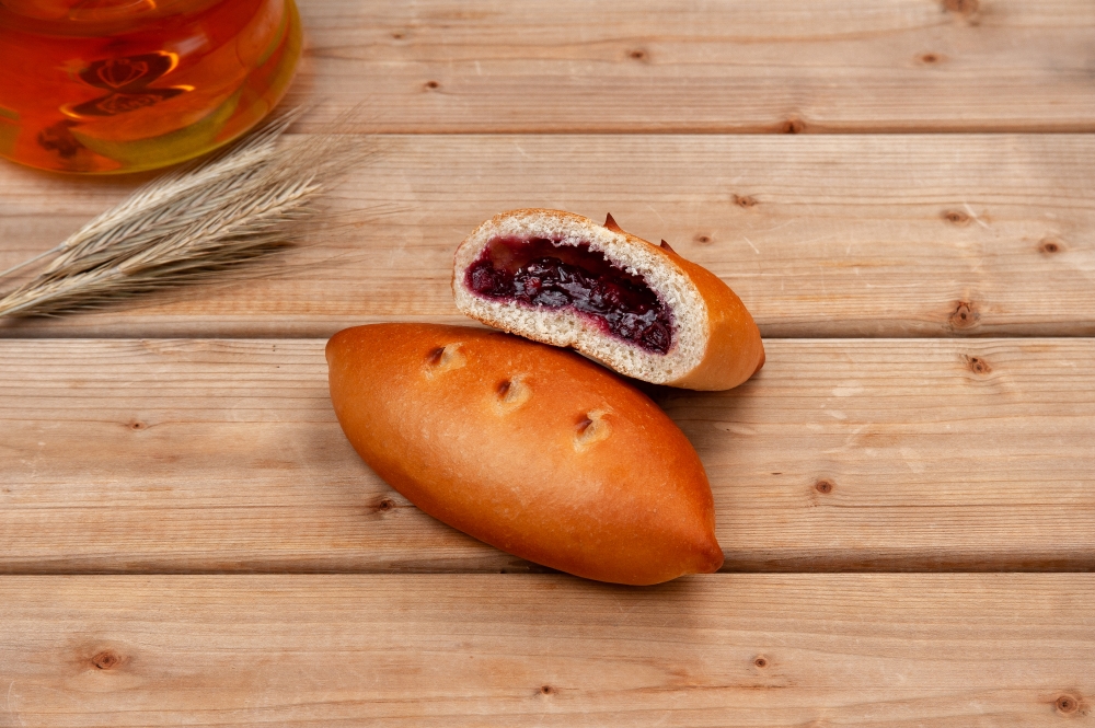 Пирожки с  вишней