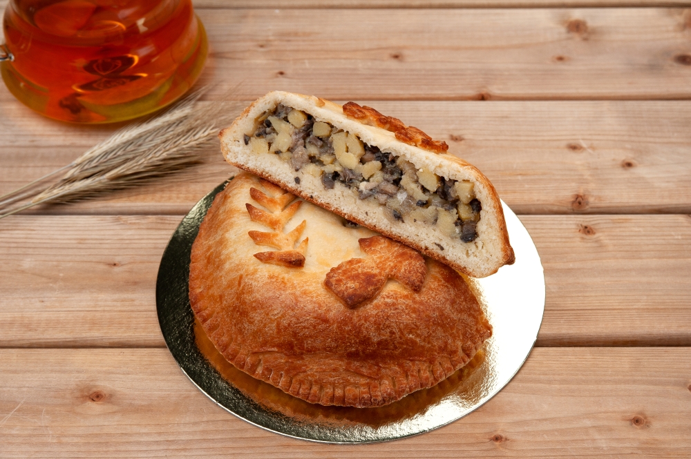 Пирог с картофелем и грибами