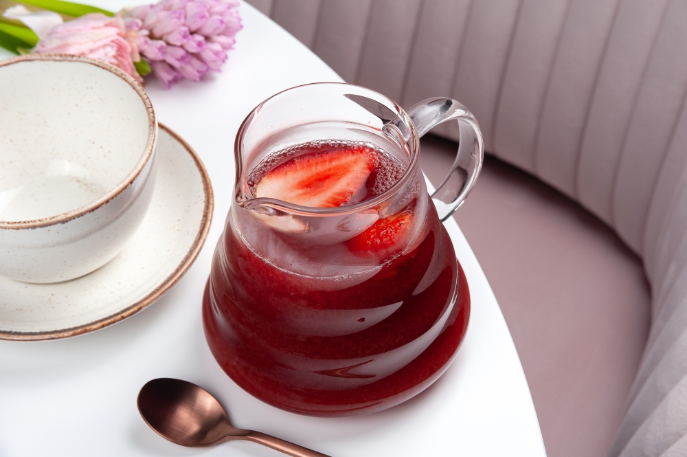 ЯГОДНЫЙ С ШАЛФЕЕМ 300 МЛ